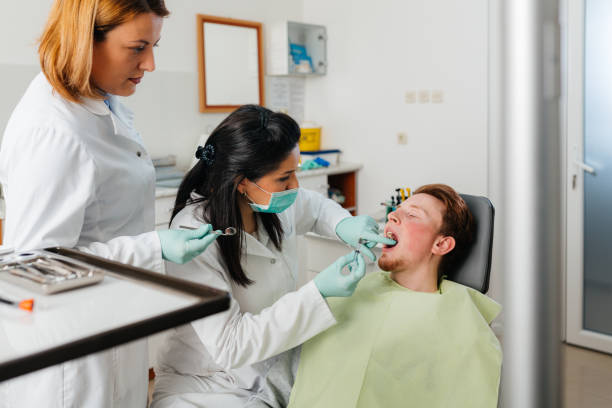 Best Emergency Broken Tooth Repair in Oswego, IL