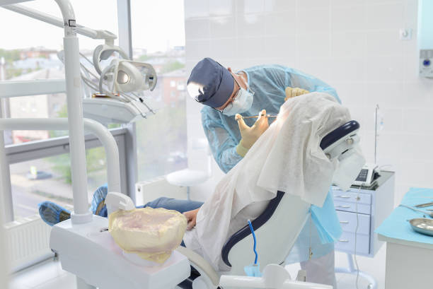 Best Emergency Tooth Extraction in Oswego, IL